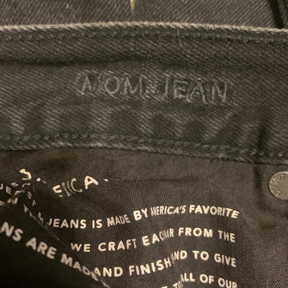 American Eagle mom jean - Picture 9 of 10